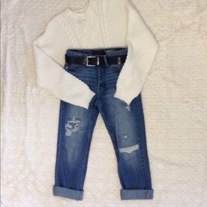 Aeropostale distressed boyfriend jean size 0